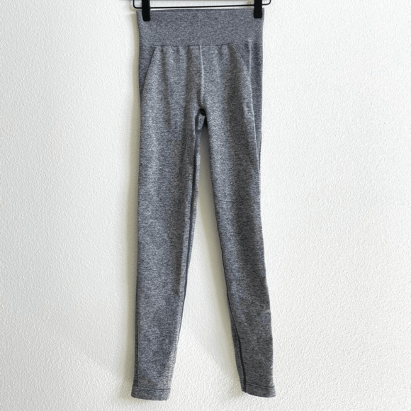 GymShark Heathered Gray Seamless Full Length Ankle Leggings Women's S/M - Picture 3 of 9